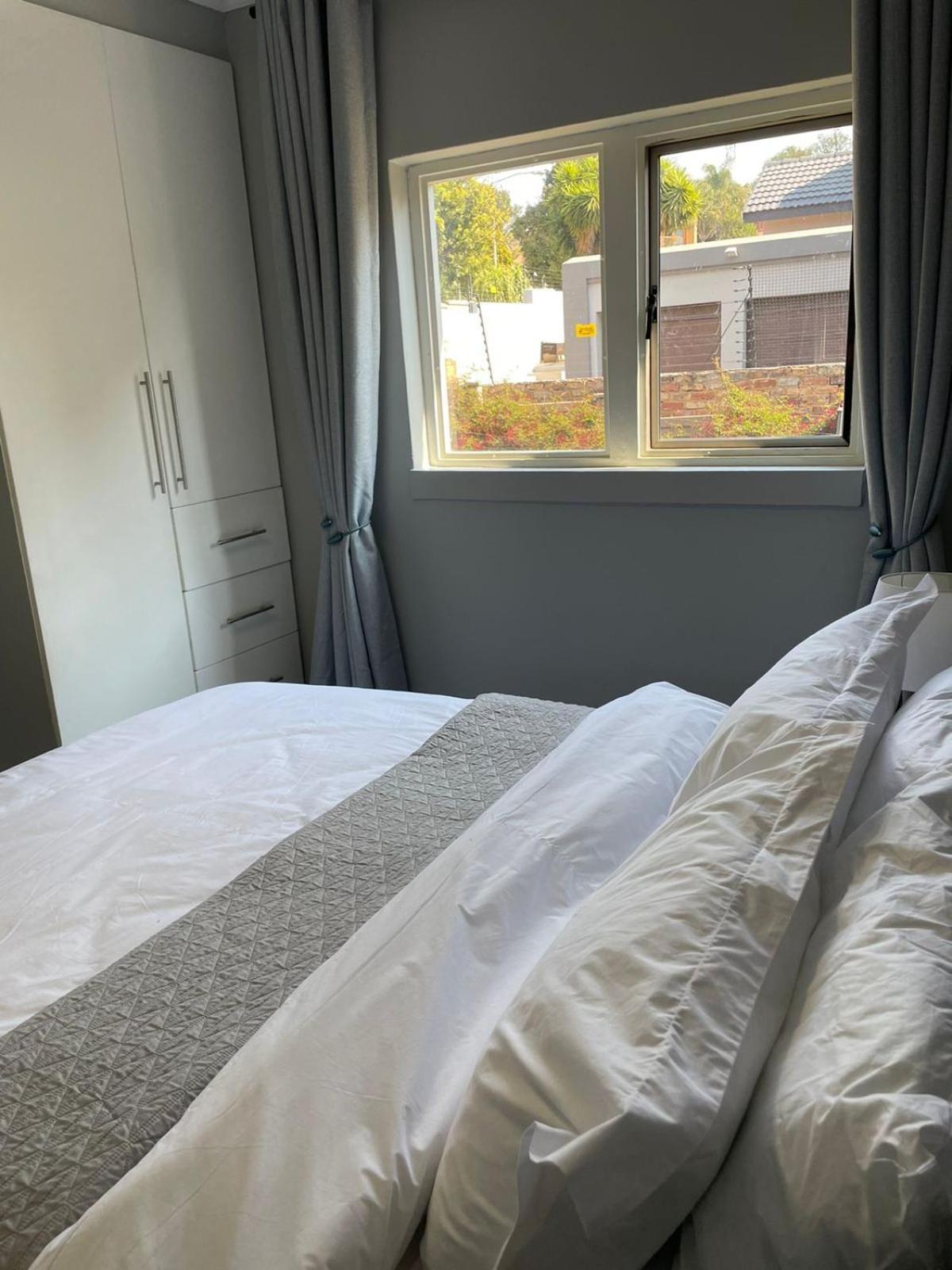 642 On Vincent Bed and Breakfast Pretoria-Noord Εξωτερικό φωτογραφία